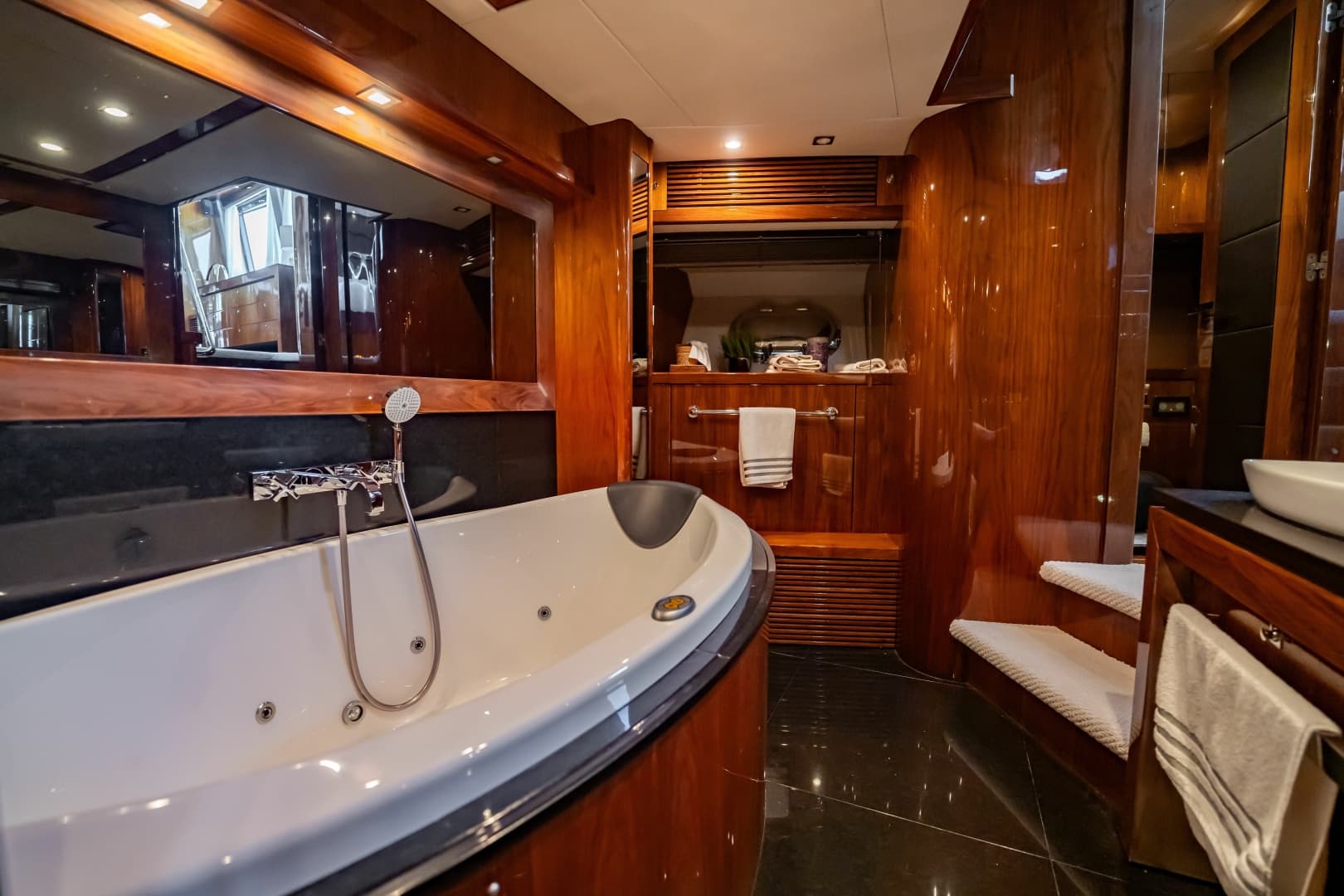 2010 Sunseeker 34 Metre Yacht photo 51