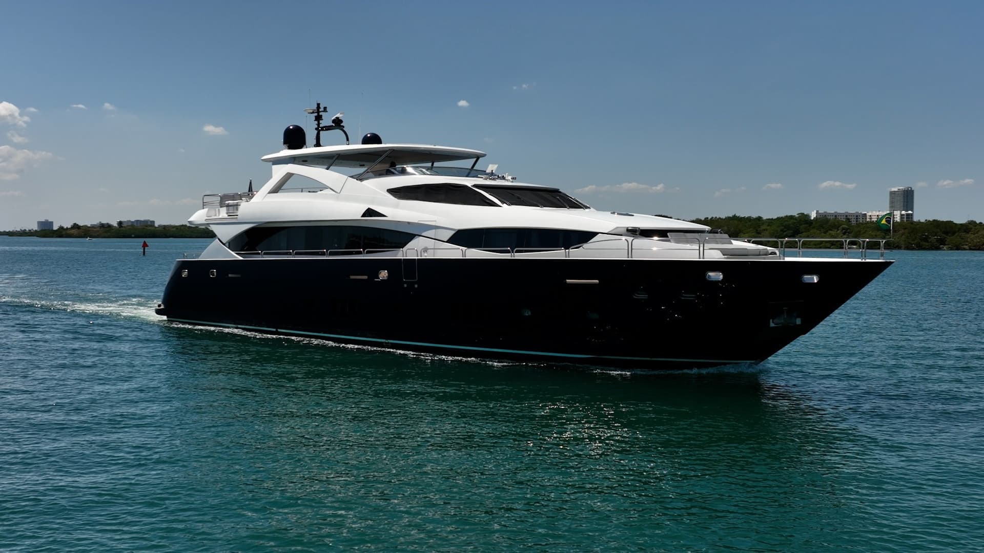 2010 Sunseeker 34 Metre Yacht photo 2