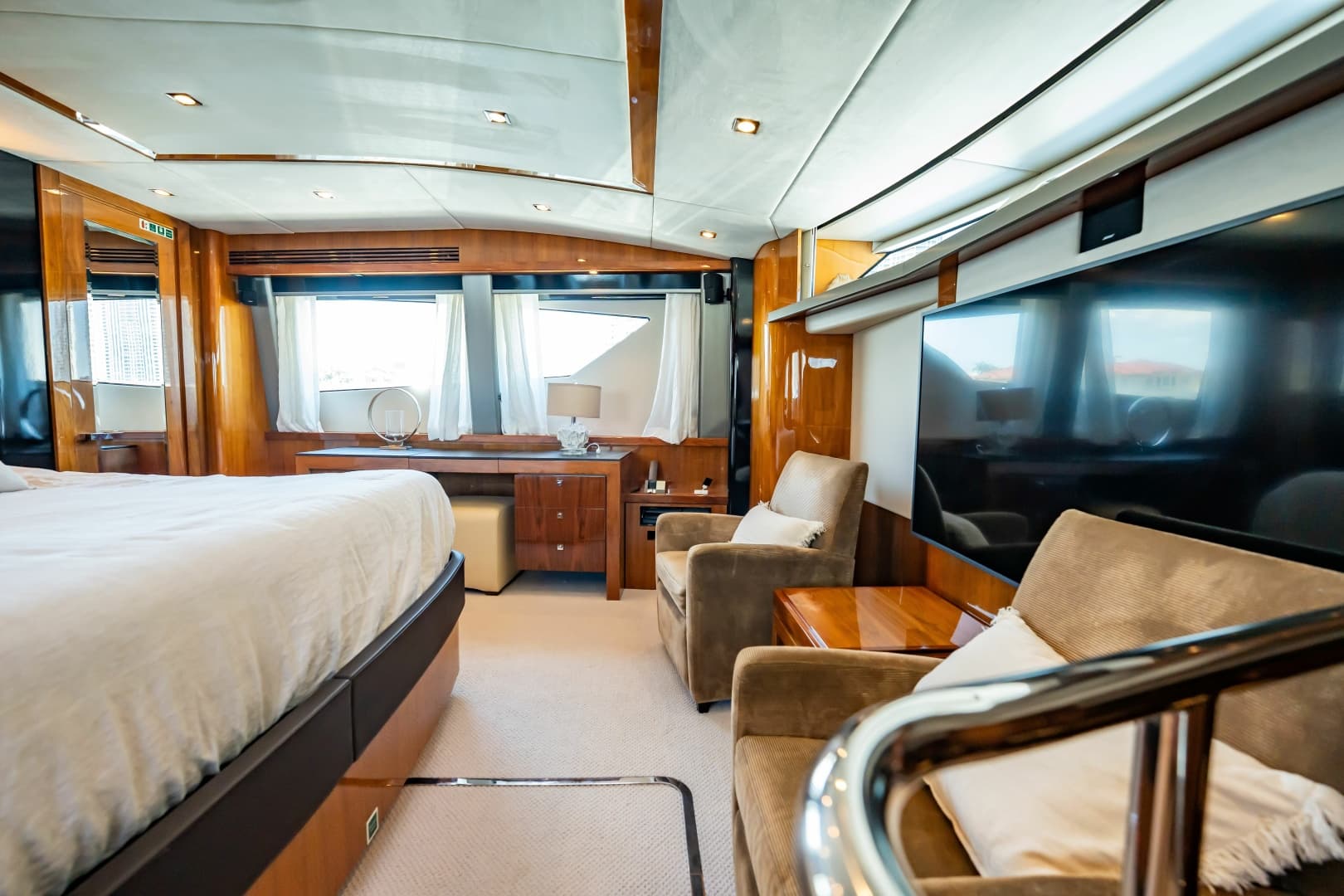 2010 Sunseeker 34 Metre Yacht photo 49