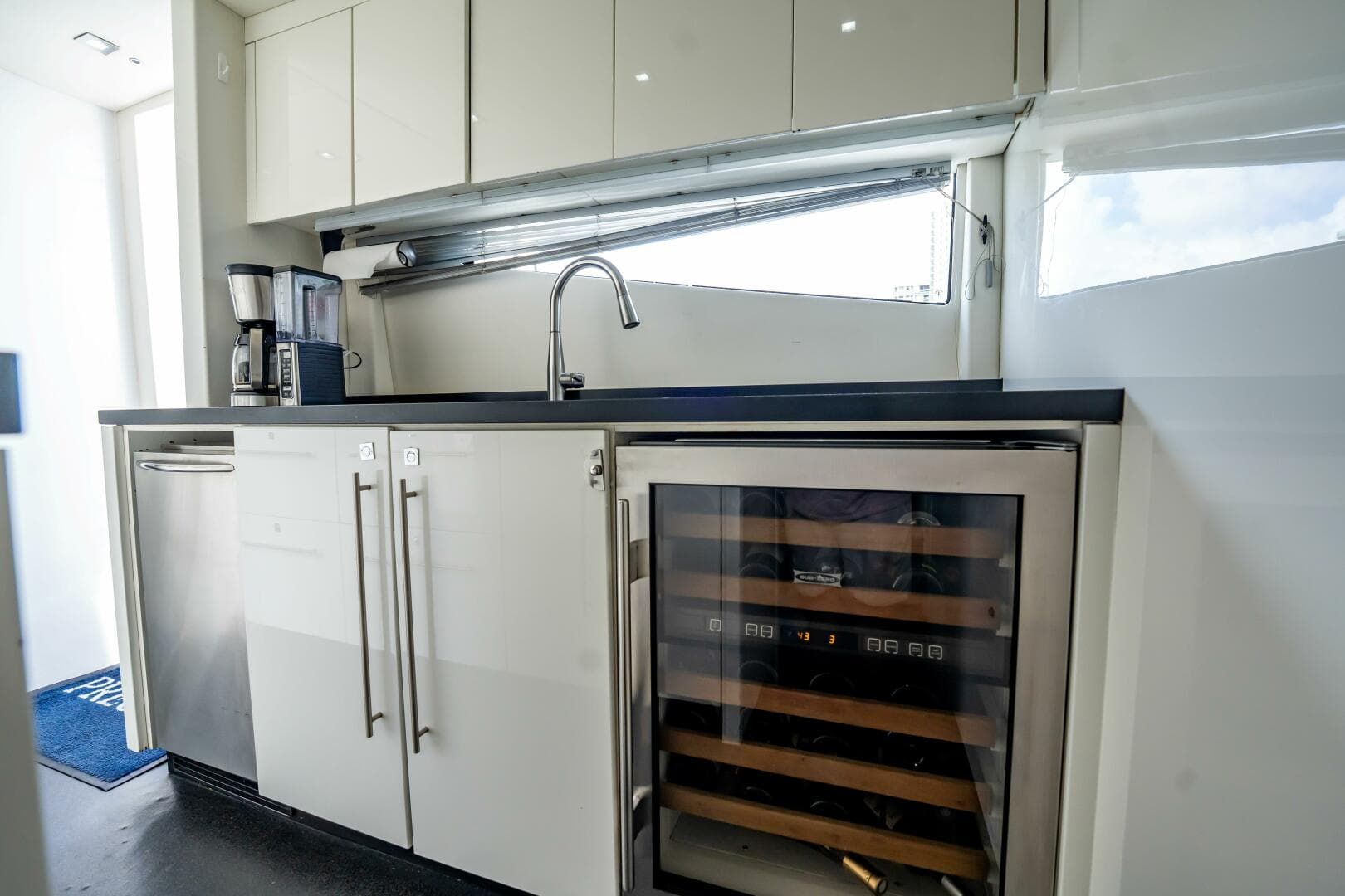 2011 Sunseeker 34 Metre Yacht photo 35