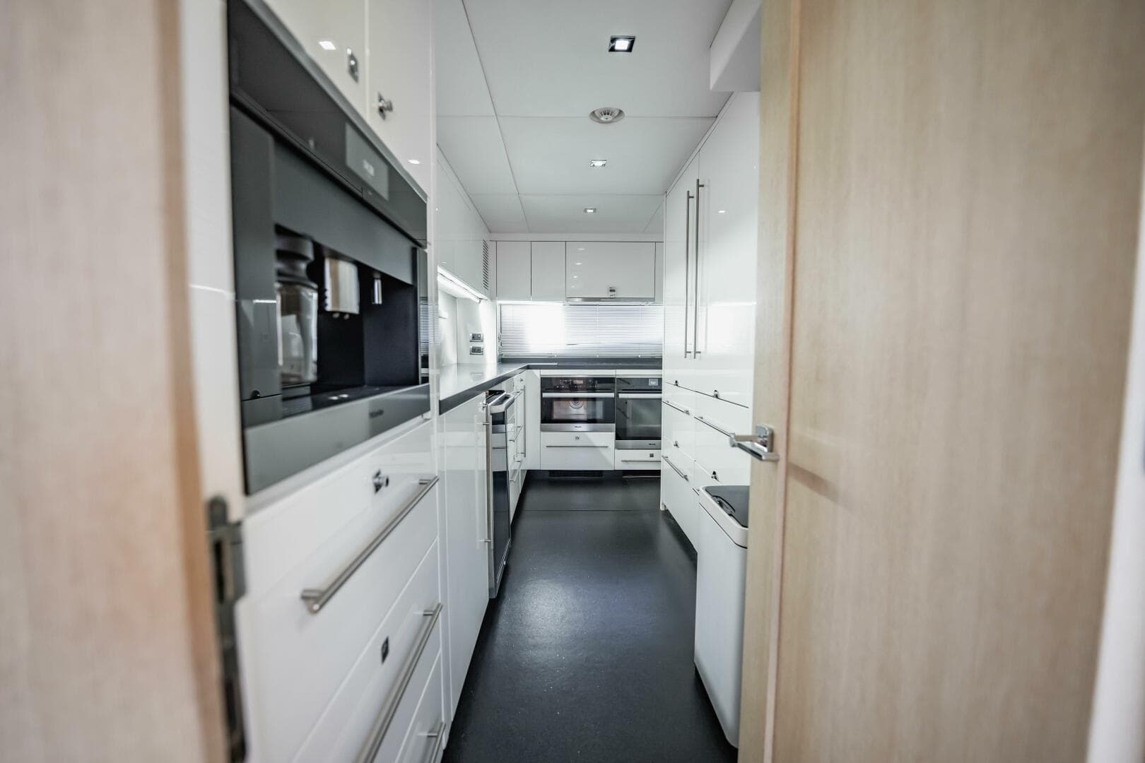 2011 Sunseeker 34 Metre Yacht photo 37