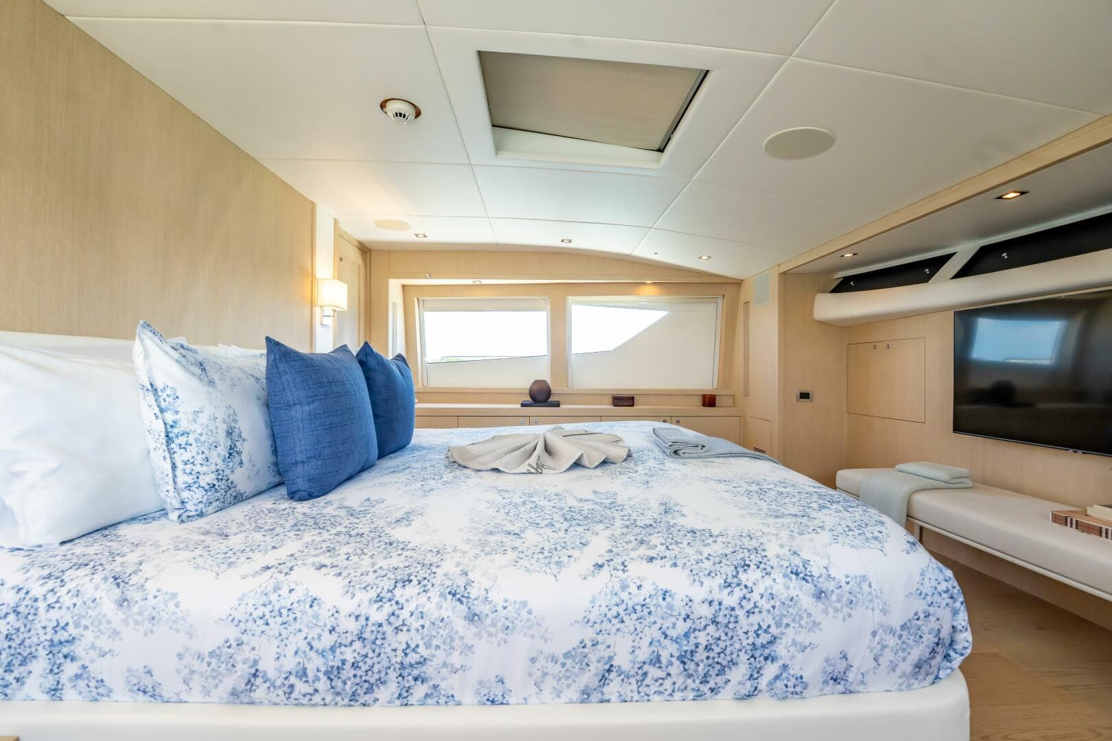 2011 Sunseeker 34 Metre Yacht photo 46