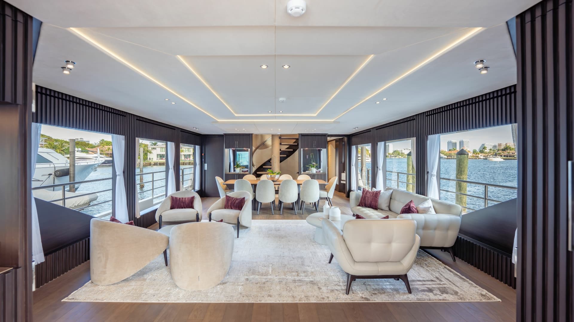 2026 Hargrave E Series photo 2