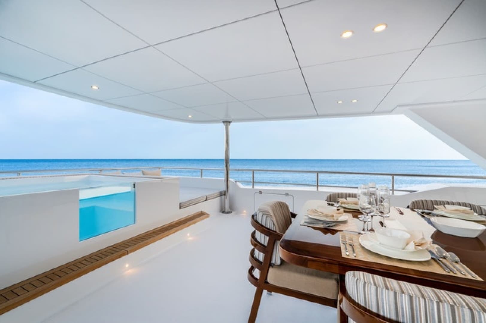 2026 Hargrave E Series photo 36