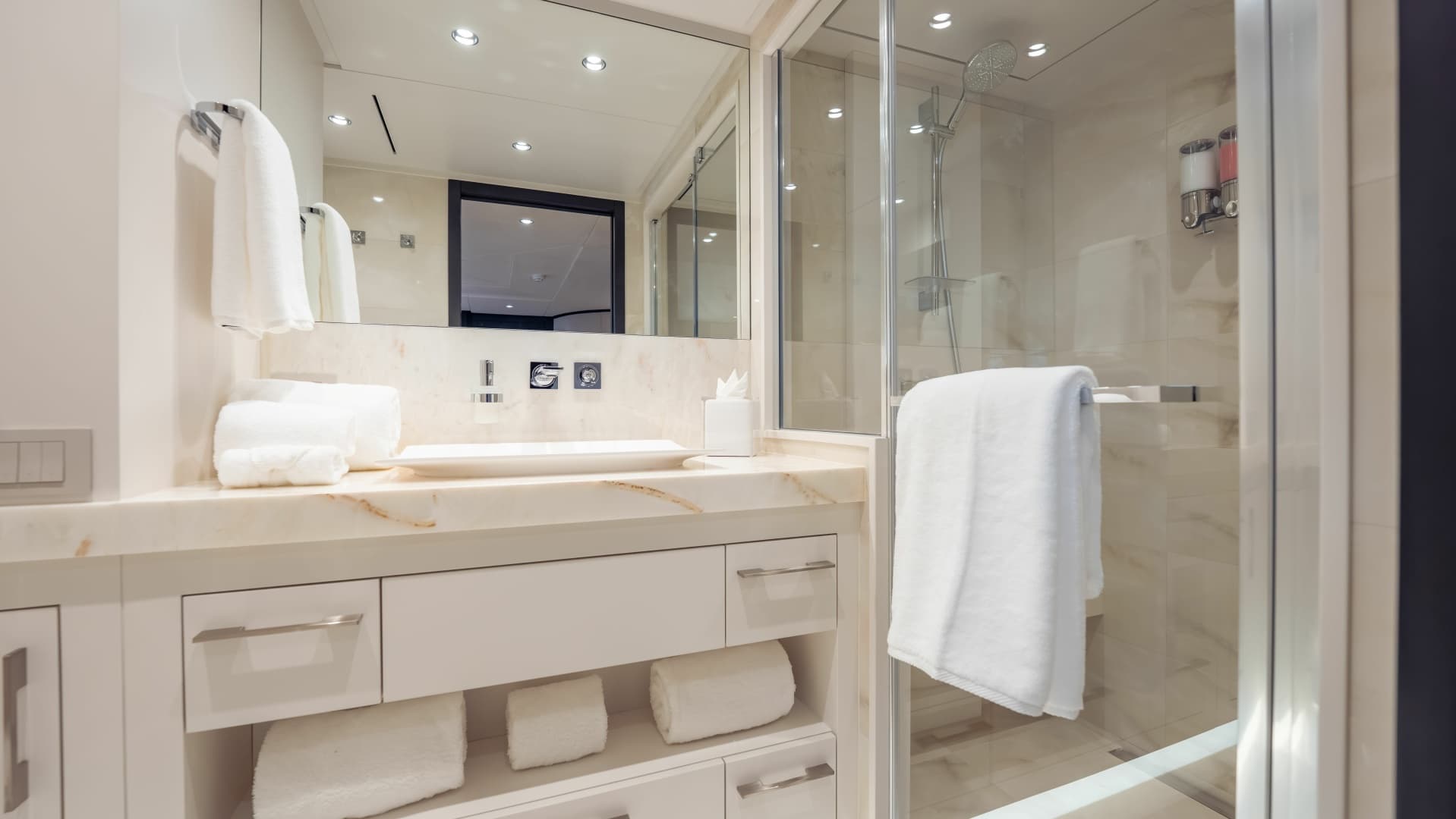 2026 Hargrave E Series photo 26