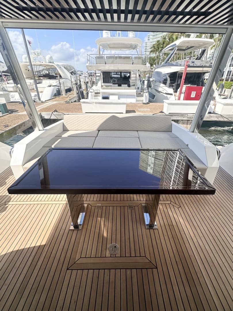 2026 Astondoa 66 Flybridge photo 4