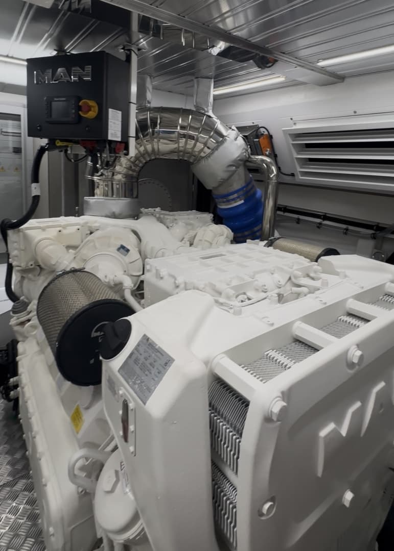 2026 Astondoa 66 Flybridge photo 36