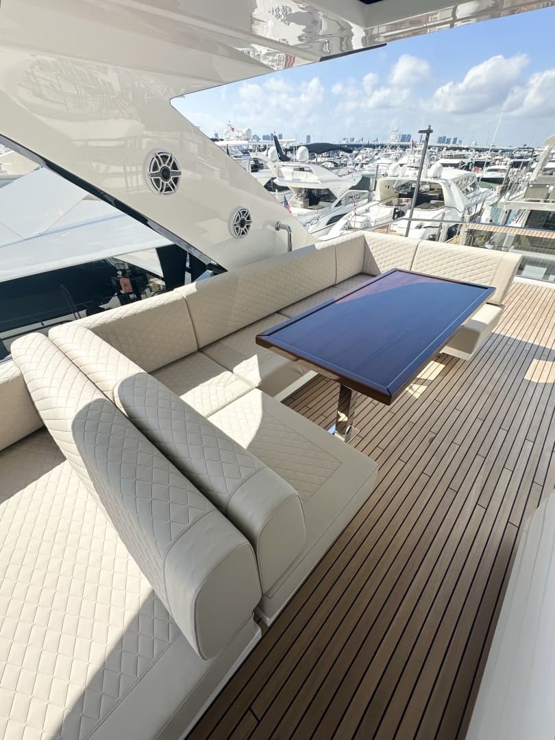 2026 Astondoa 66 Flybridge photo 13