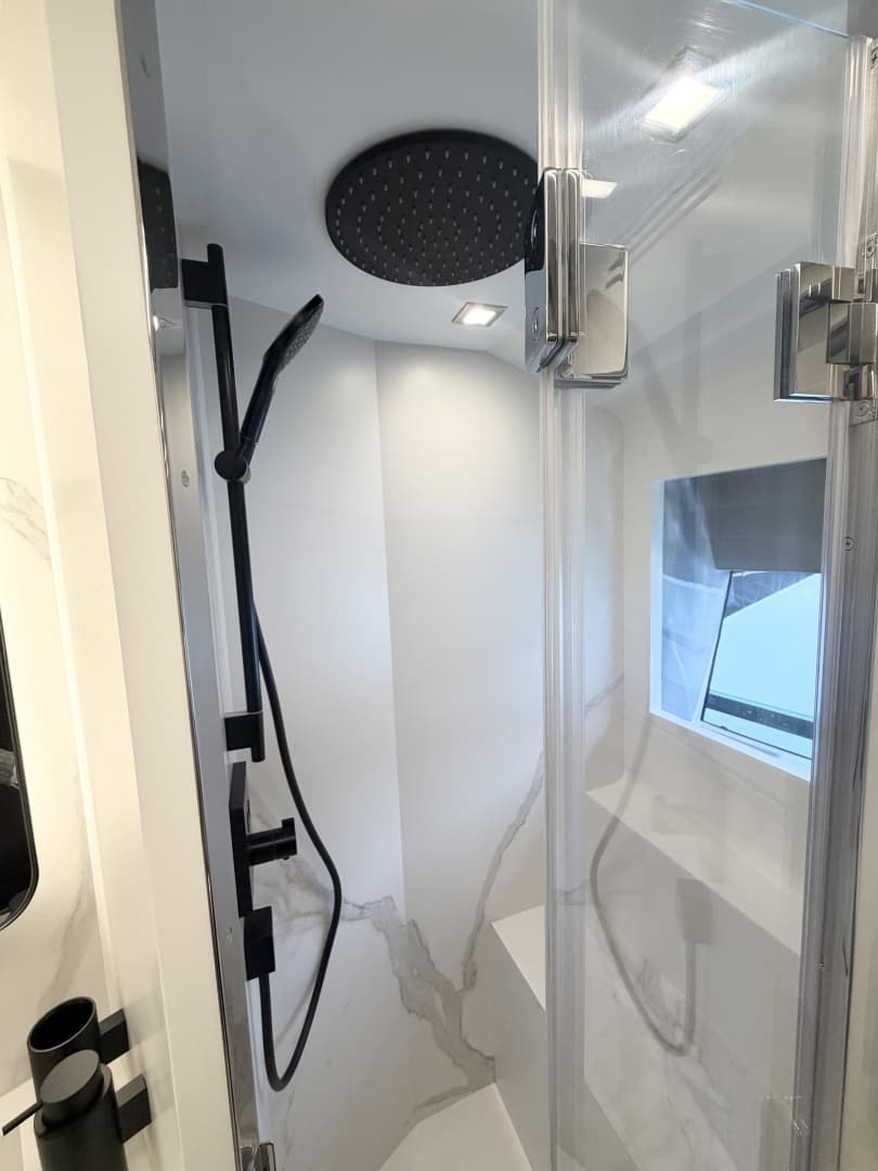 2026 Astondoa 66 Flybridge photo 28