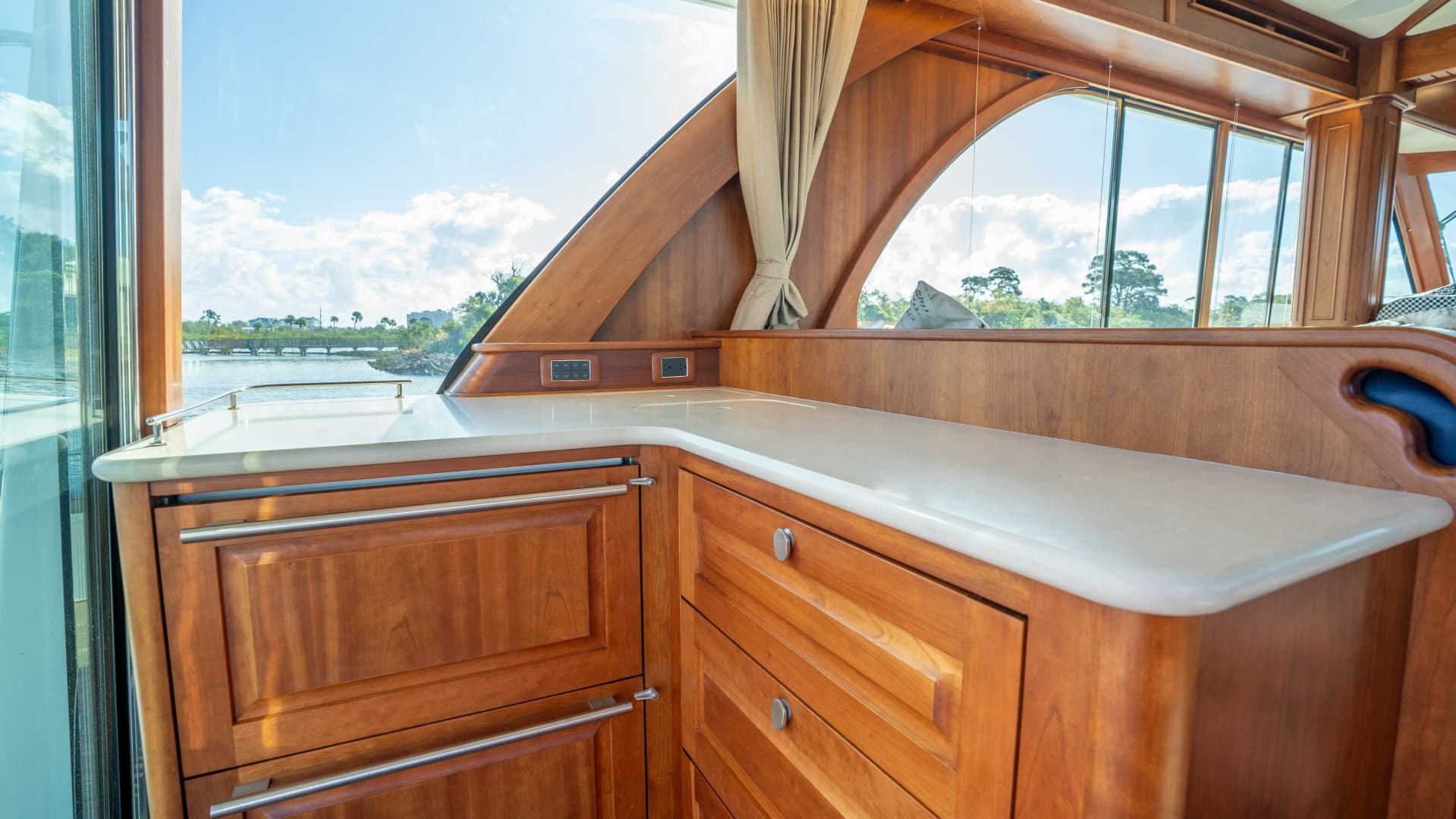 2018 Sabre 66 Dirigo photo 26