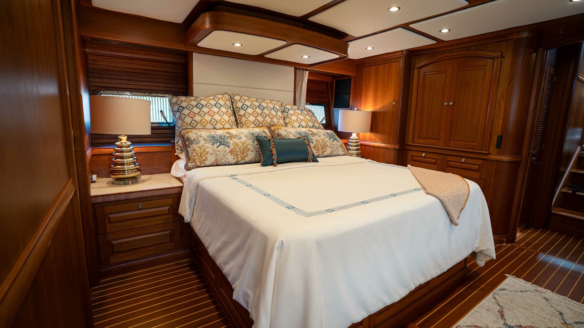 2018 Sabre 66 Dirigo photo 45