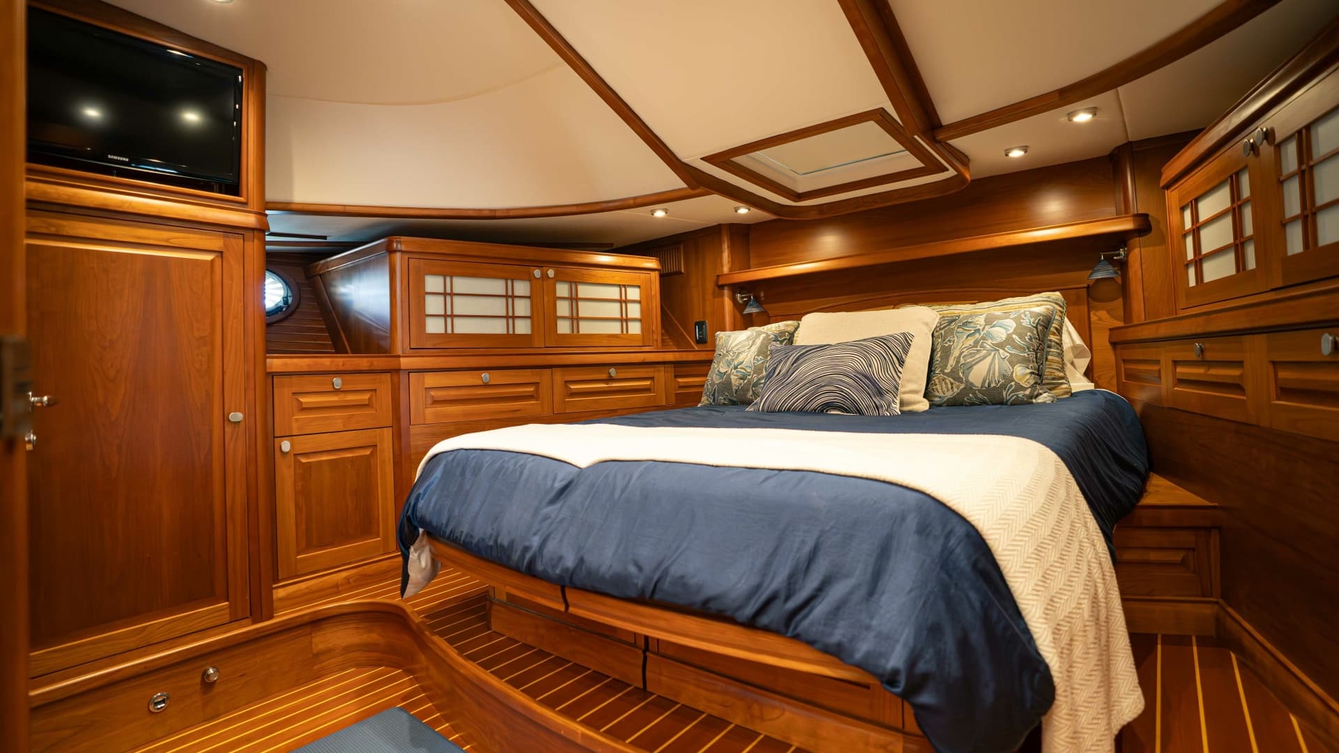 2018 Sabre 66 Dirigo photo 51