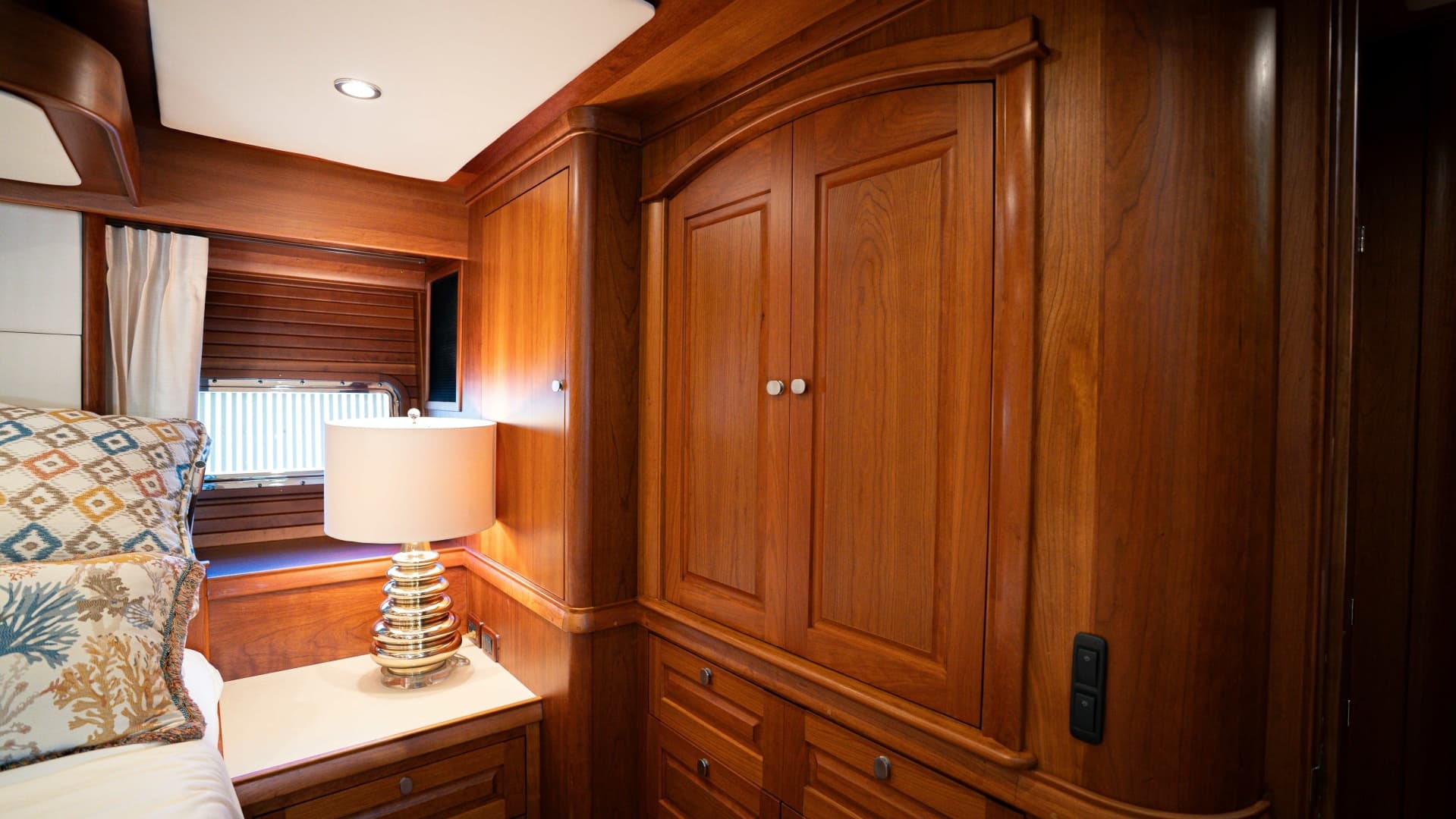 2018 Sabre 66 Dirigo photo 46