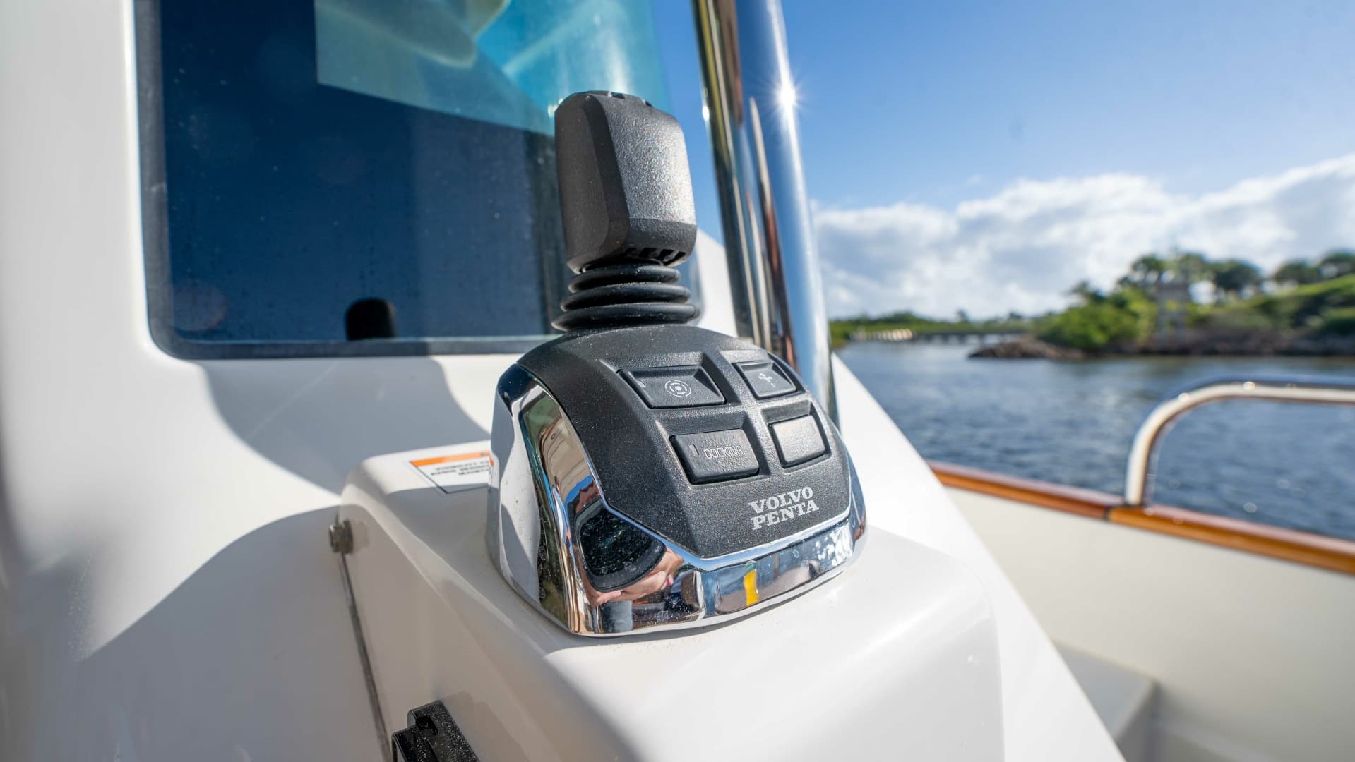 2018 Sabre 66 Dirigo photo 21