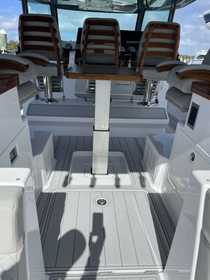 2025 HCB 56 Suenos photo 14