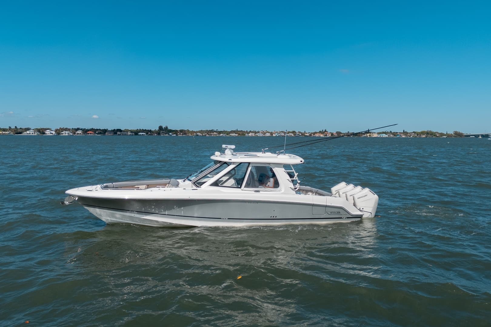 2024 Boston Whaler 380 Realm photo 59