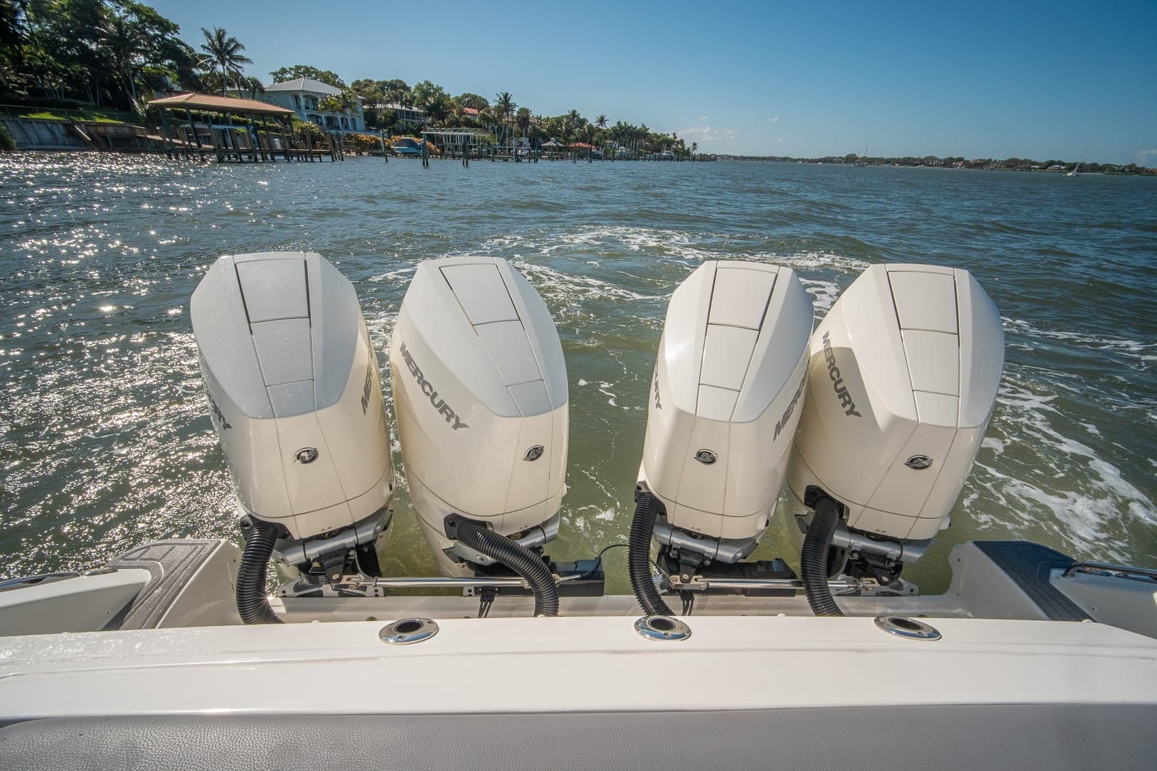 2024 Boston Whaler 380 Realm photo 29