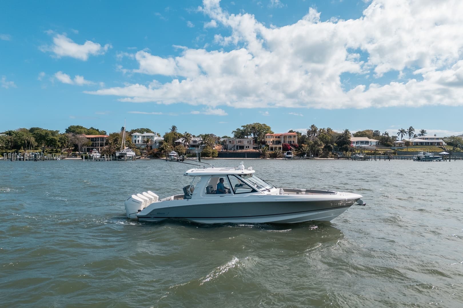 2024 Boston Whaler 380 Realm photo 58