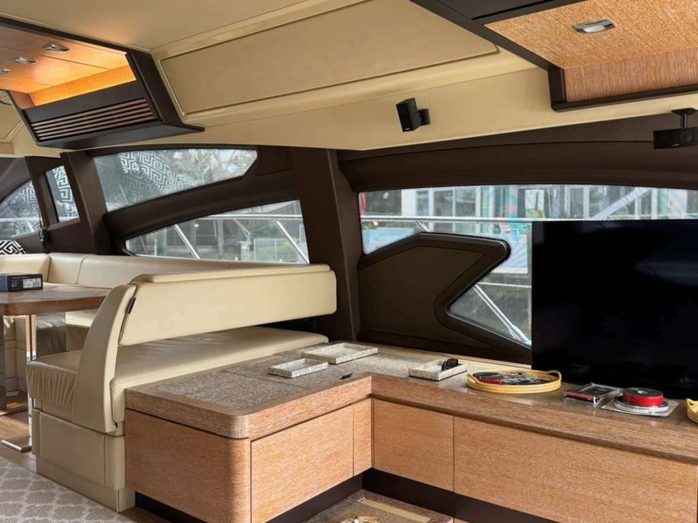 2014 Azimut 64 photo 15