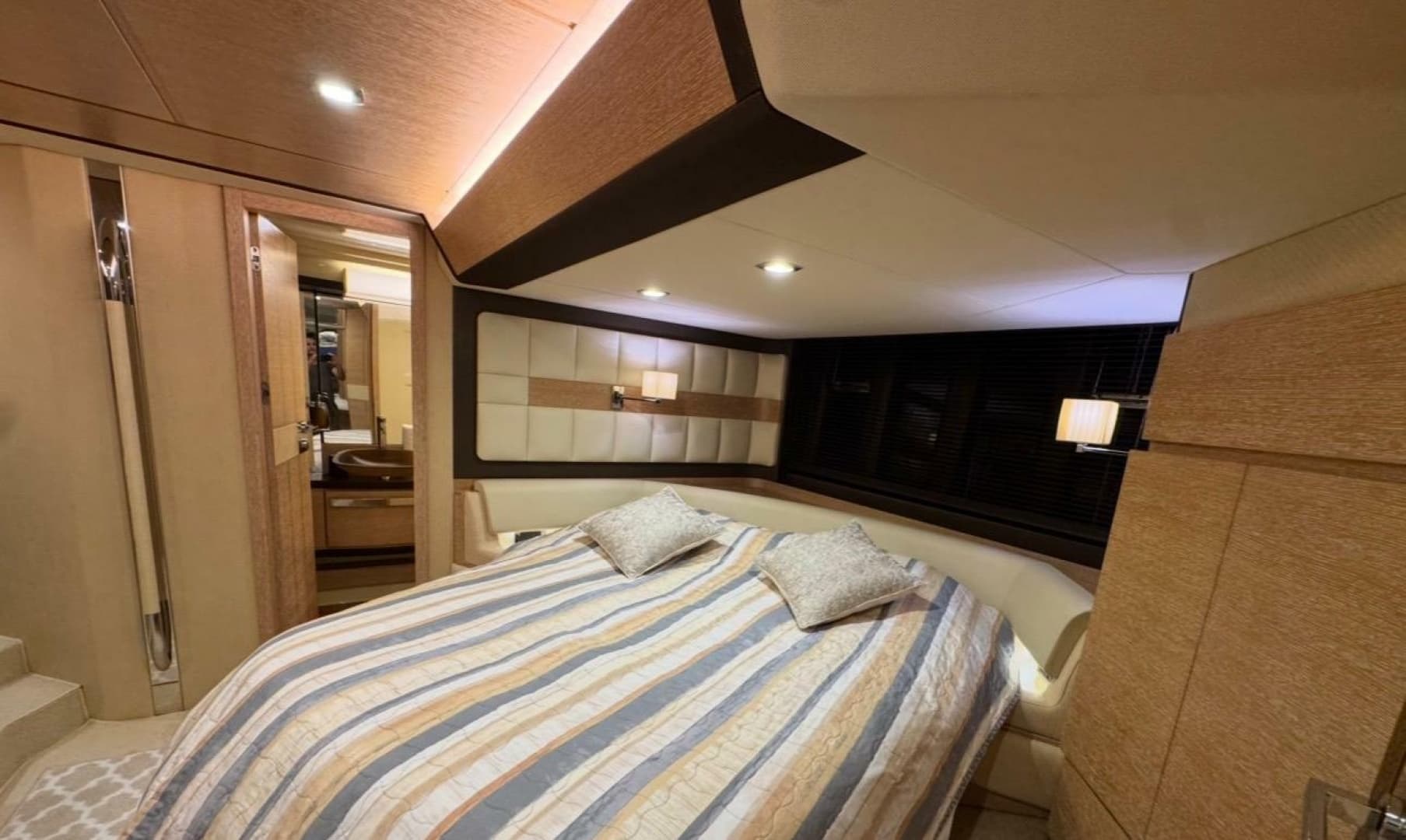 2014 Azimut 64 photo 25