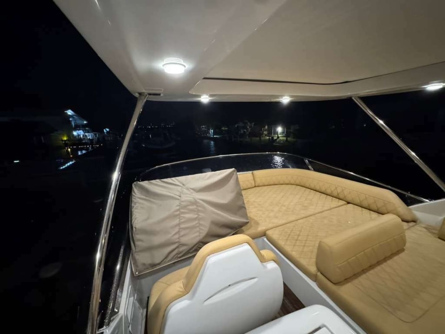 2014 Azimut 64 photo 11