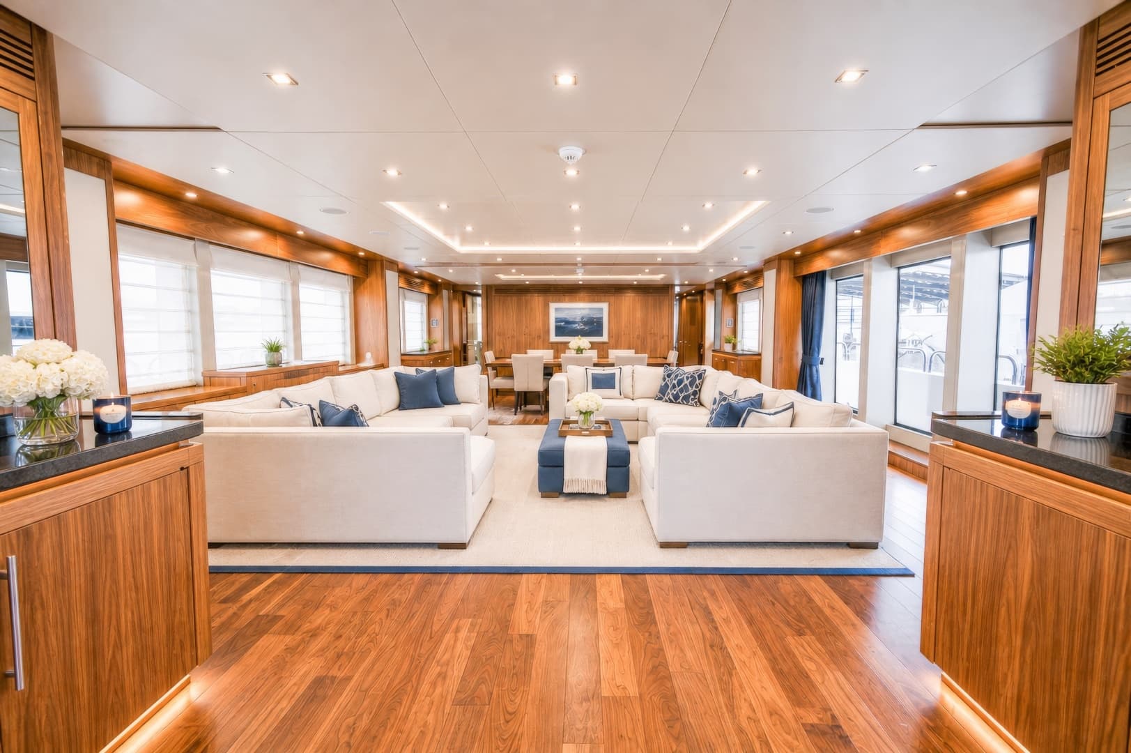 2014 Sunseeker 131 photo 4