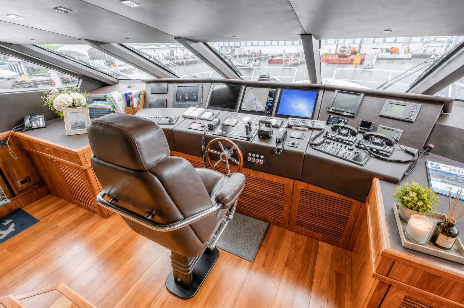 2014 Sunseeker 131 photo 22