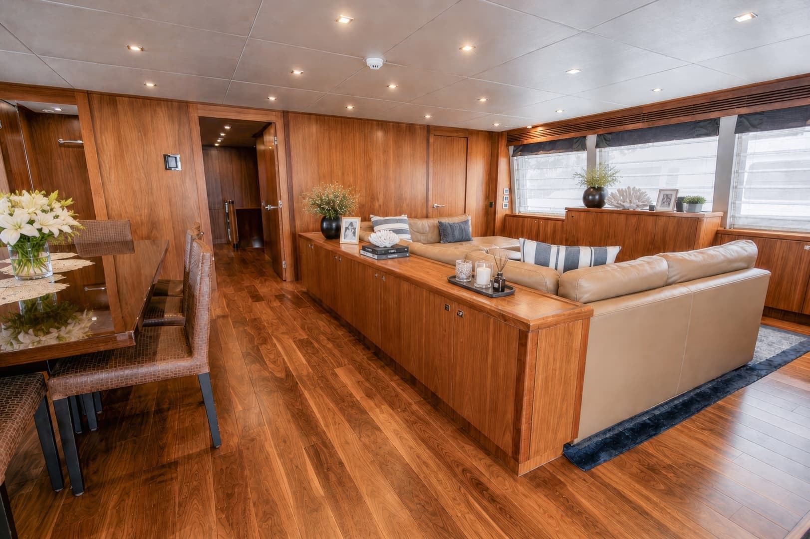 2014 Sunseeker 131 photo 28