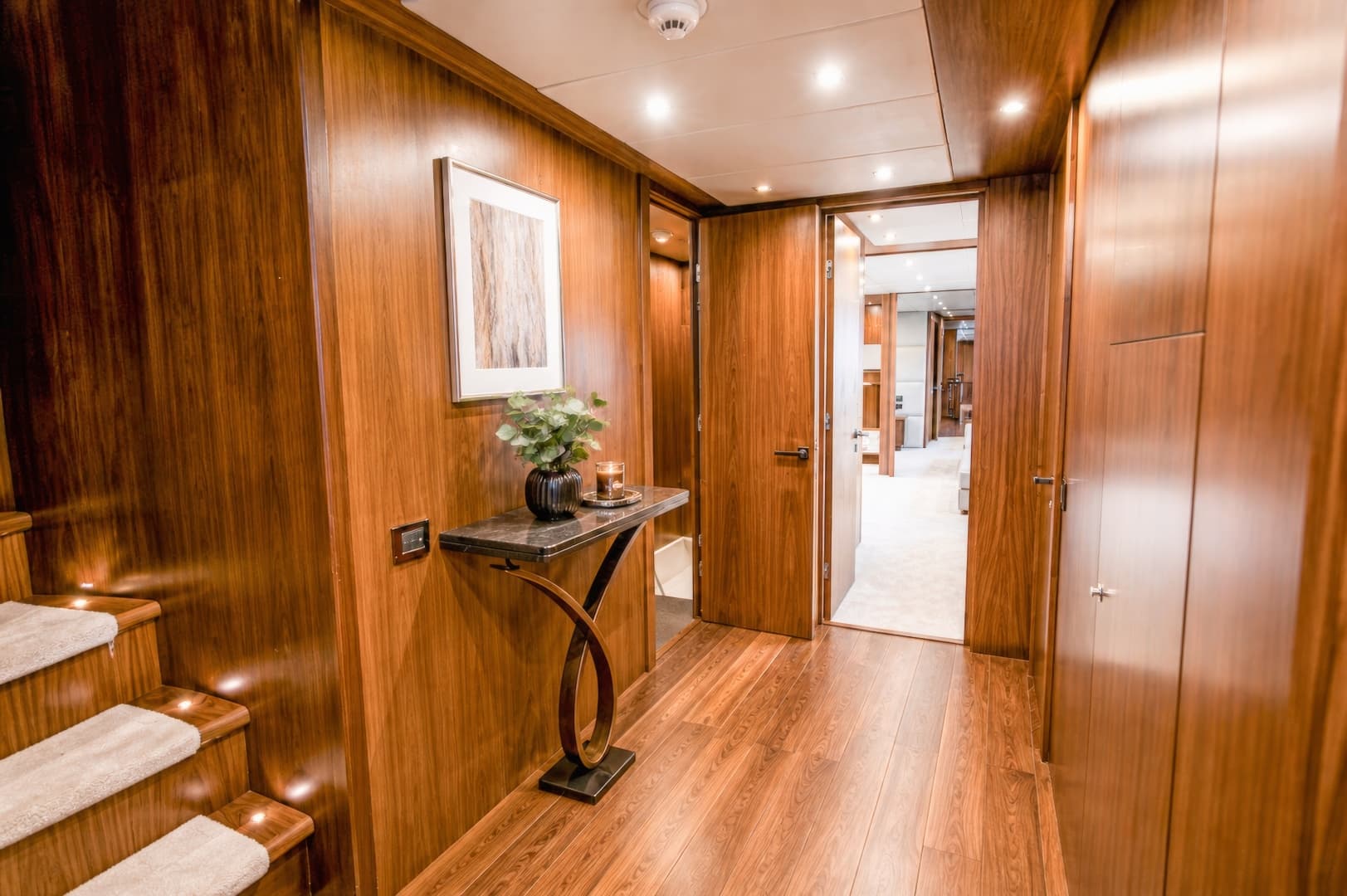 2014 Sunseeker 131 photo 20