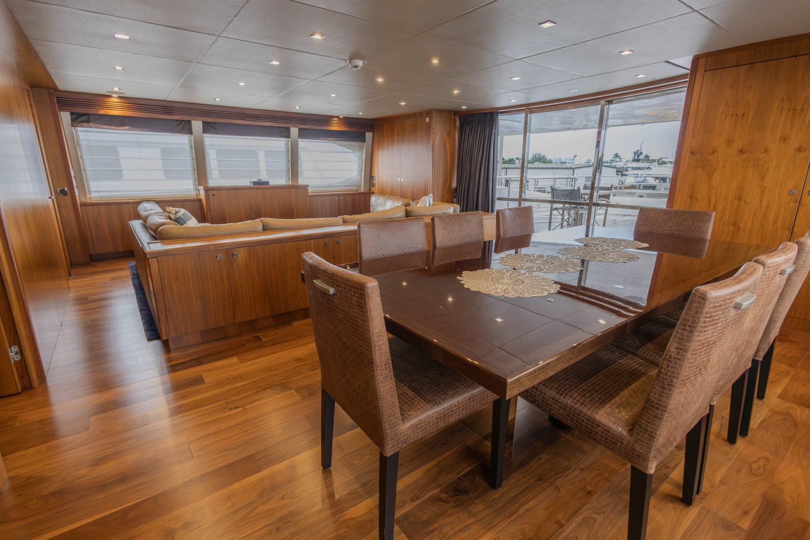 2014 Sunseeker 131 photo 55