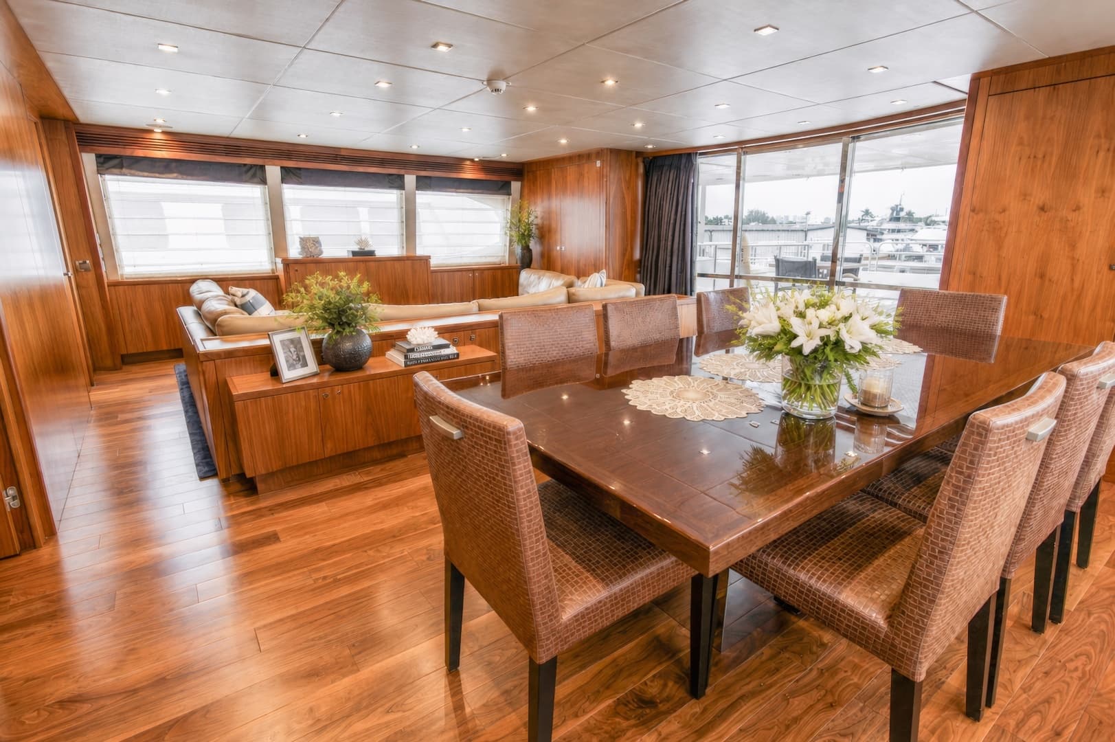 2014 Sunseeker 131 photo 26