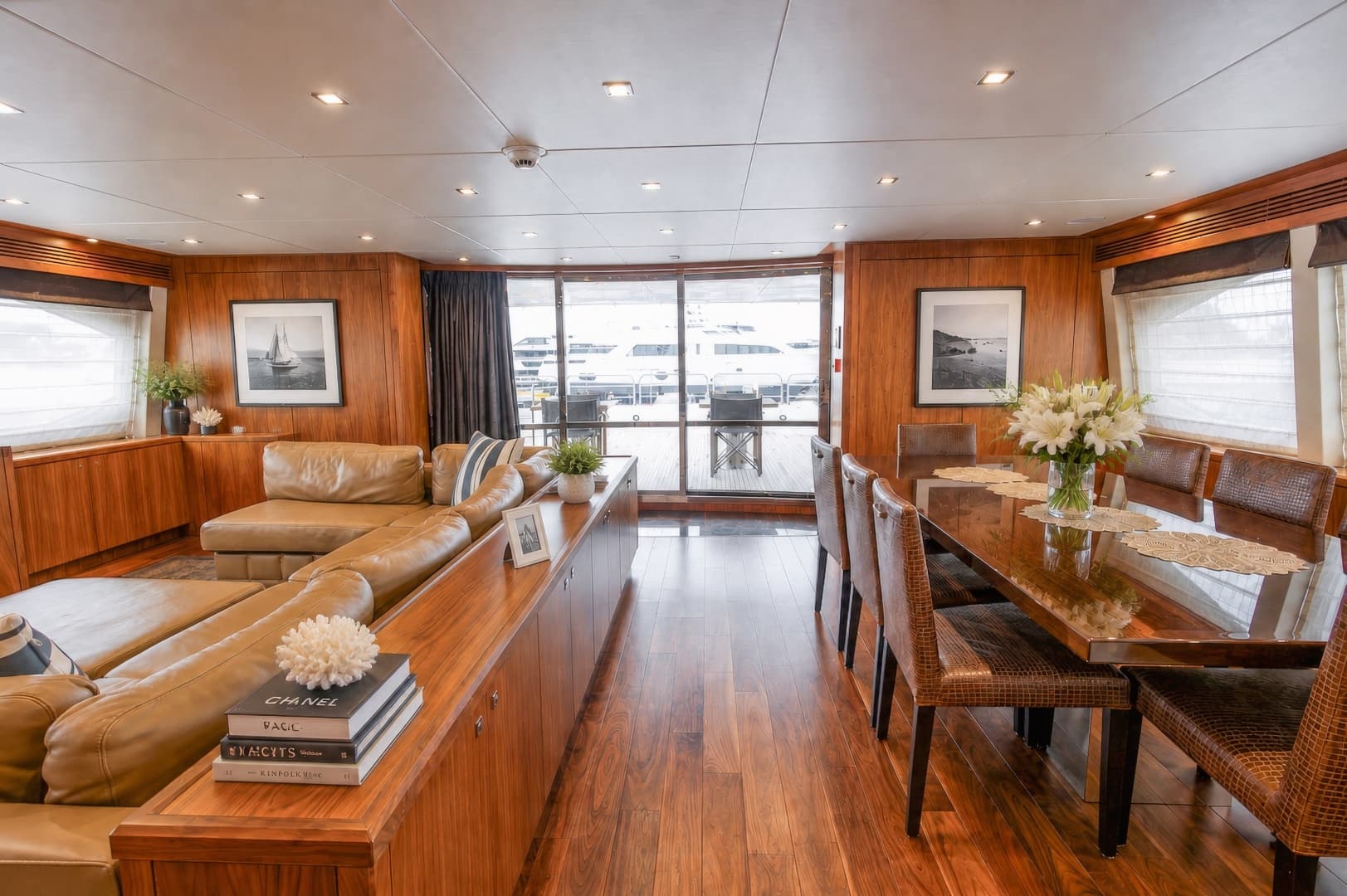 2014 Sunseeker 131 photo 25