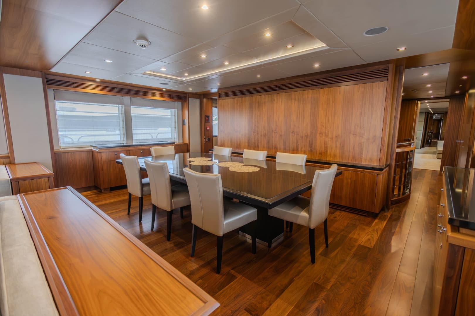 2014 Sunseeker 131 photo 56