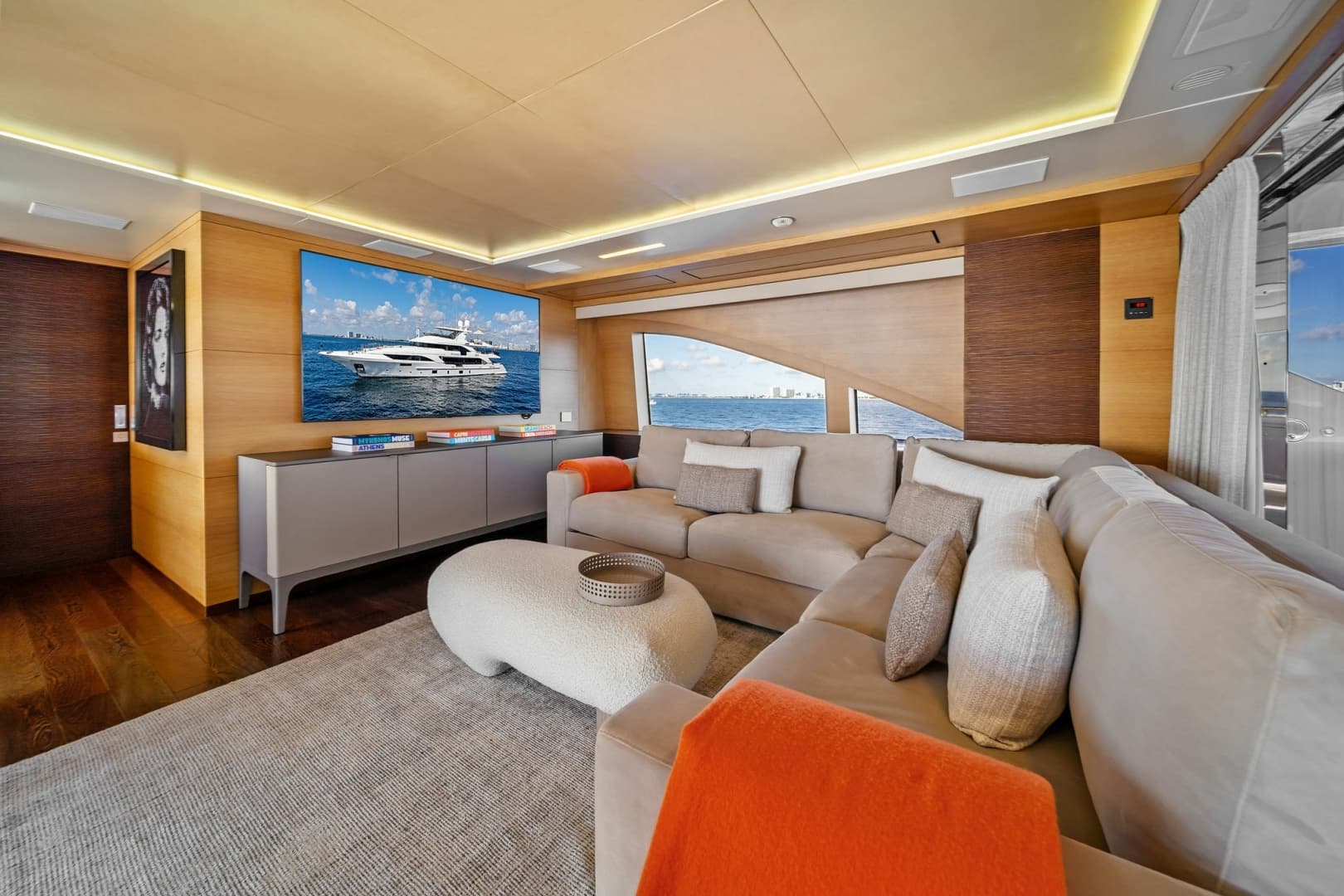 2012 Benetti Classic Supreme 132 photo 31