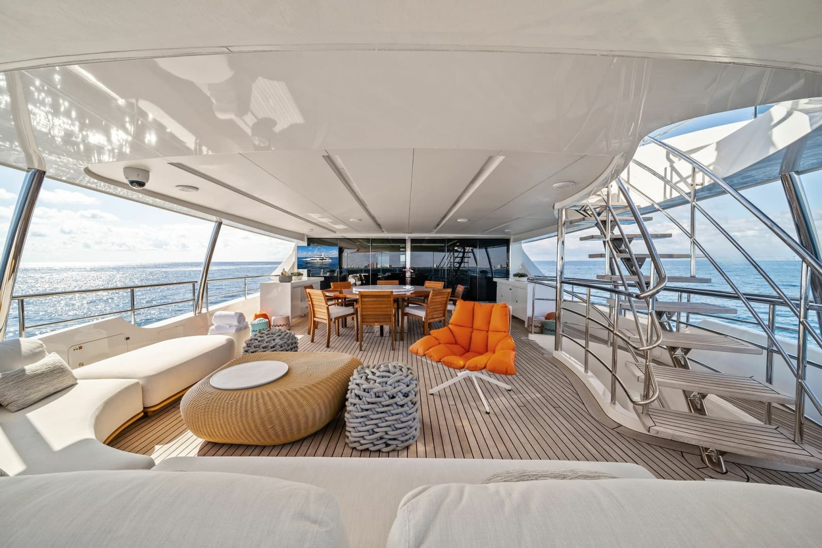 2012 Benetti Classic Supreme 132 photo 10