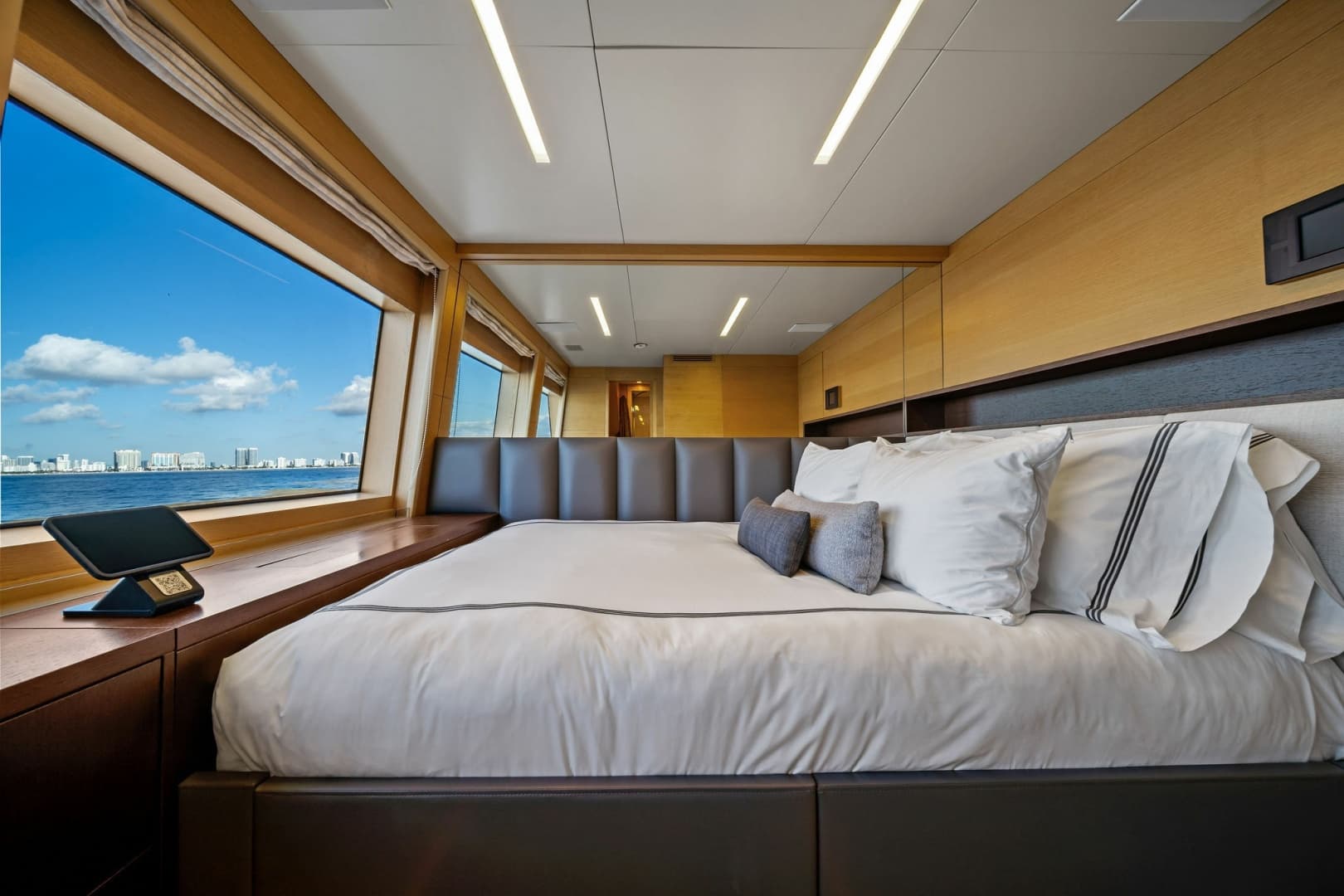 2012 Benetti Classic Supreme 132 photo 43