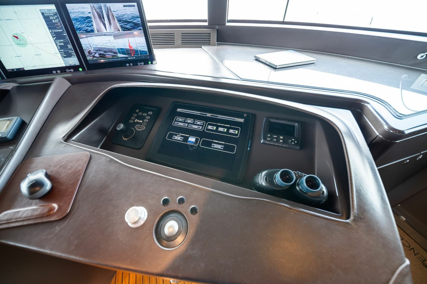 2012 Benetti Classic Supreme 132 photo 53