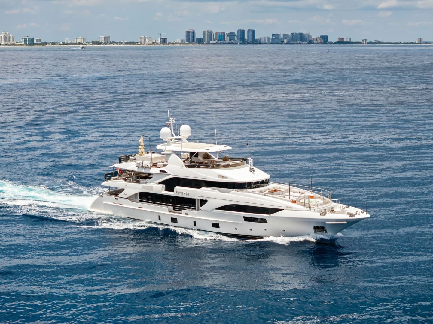 2012 Benetti Classic Supreme 132 photo 4