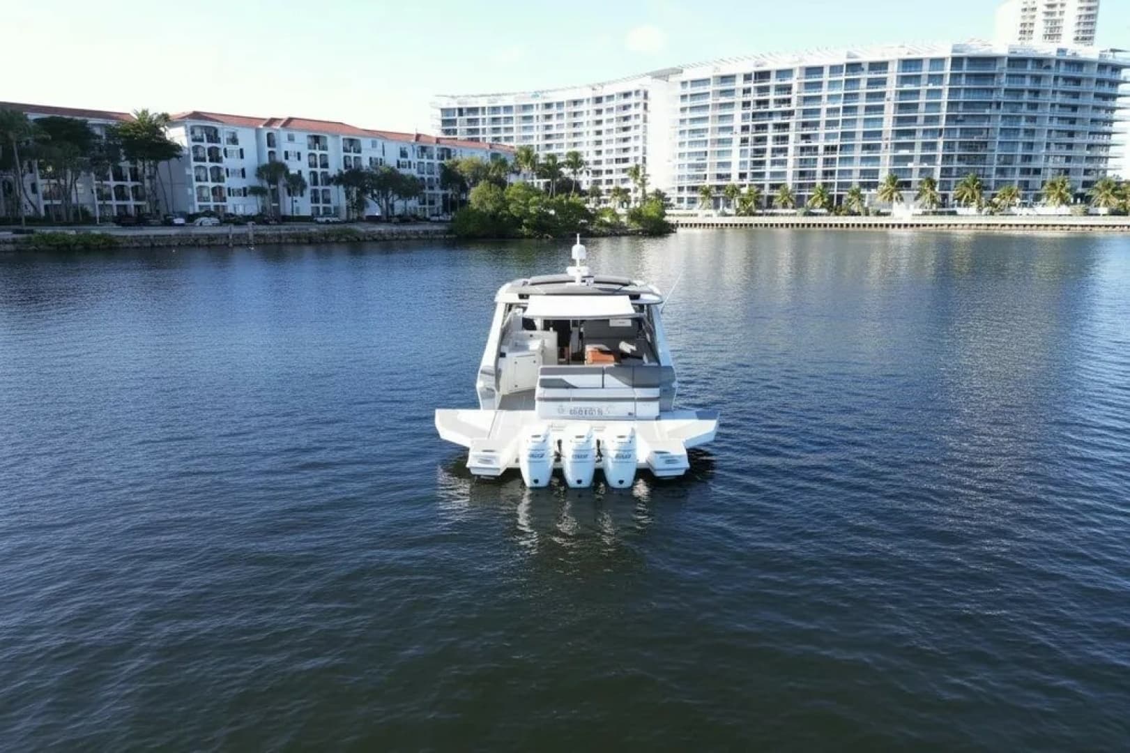 2021 Cruisers Yachts 42 GLS OB photo 8