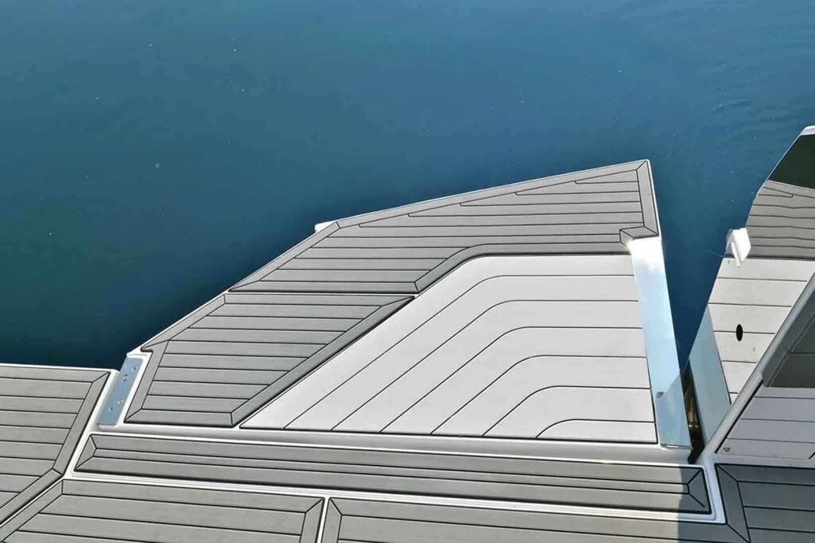 2021 Cruisers Yachts 42 GLS OB photo 32