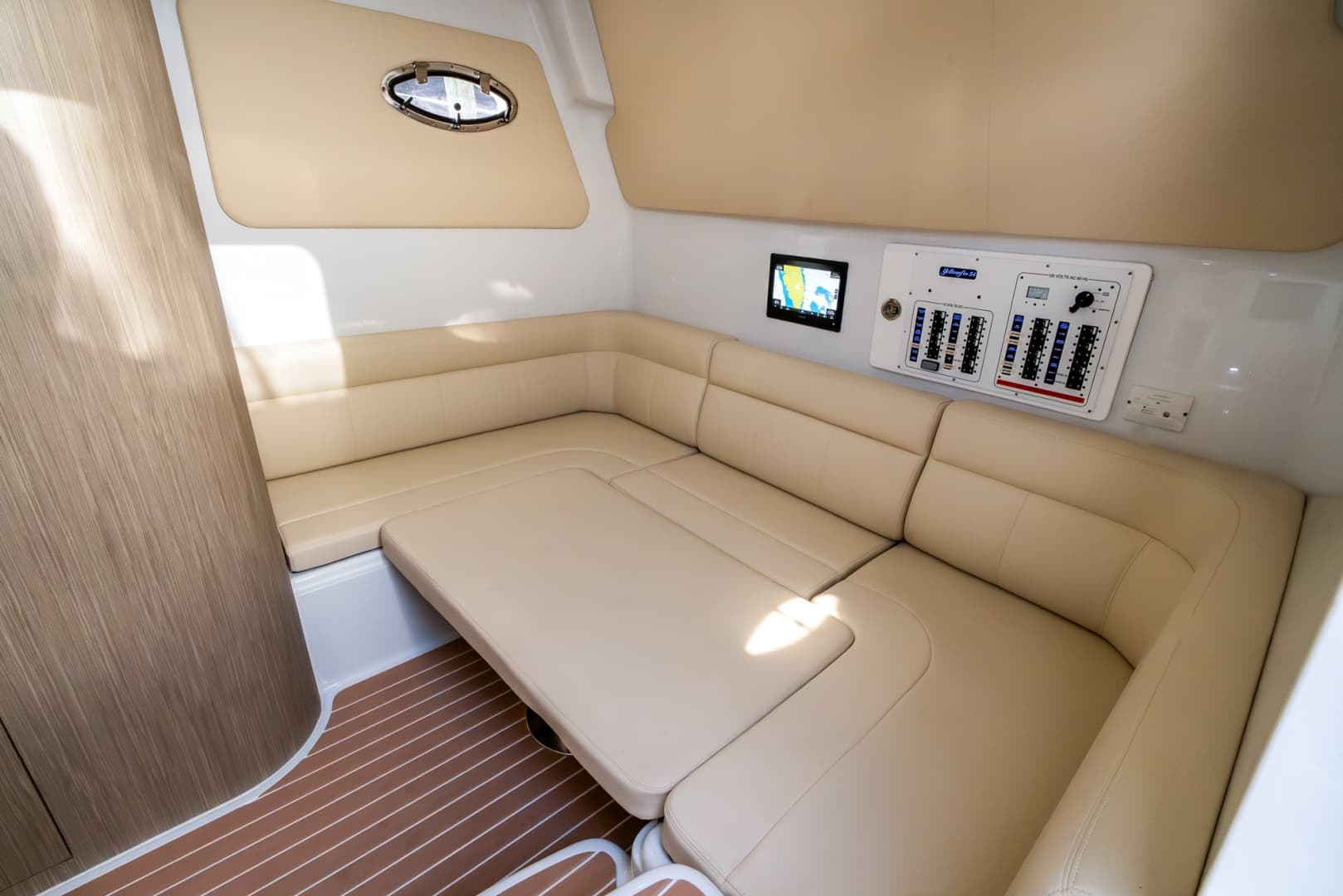 2024 Yellowfin 54 Offshore photo 50