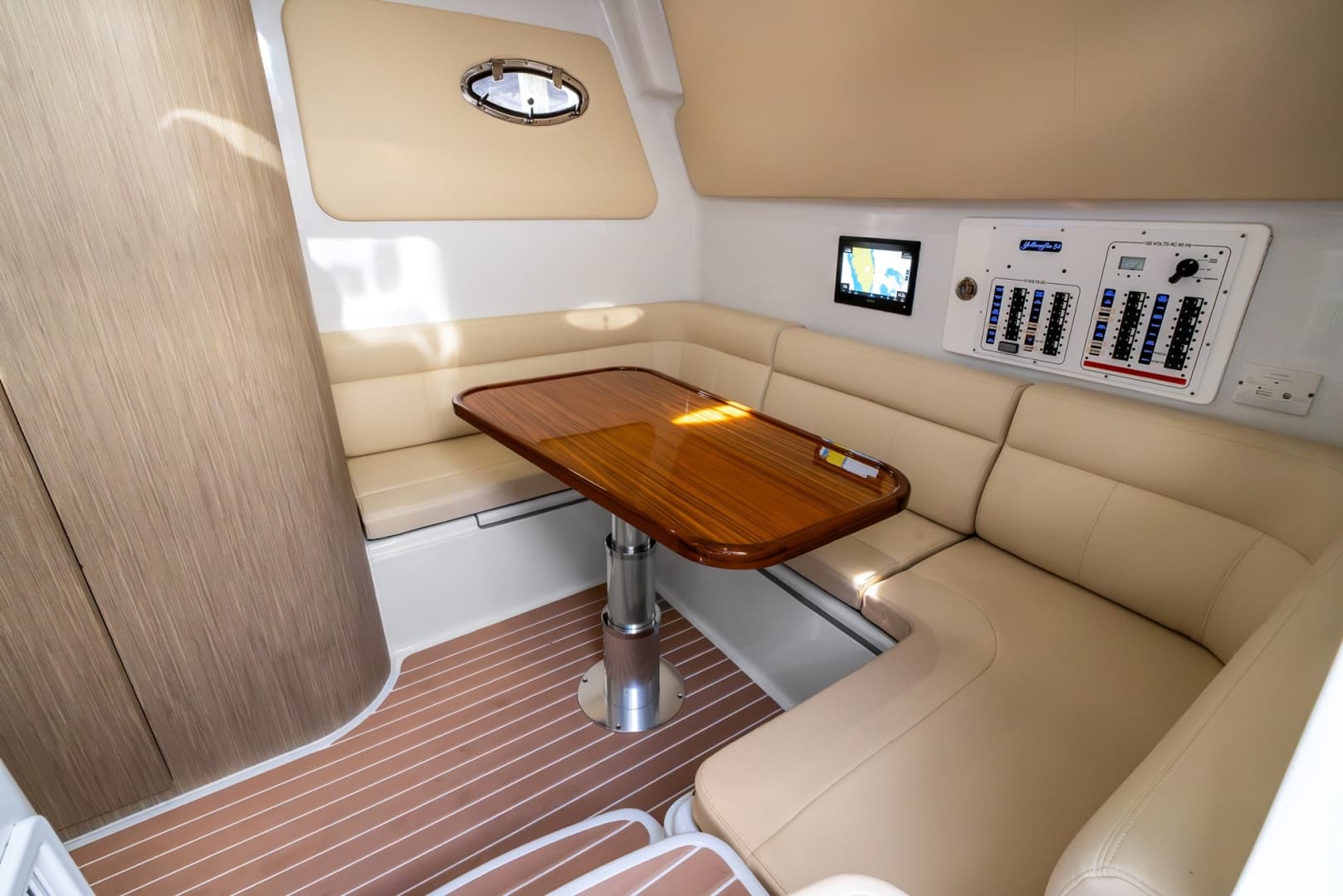 2024 Yellowfin 54 Offshore photo 52