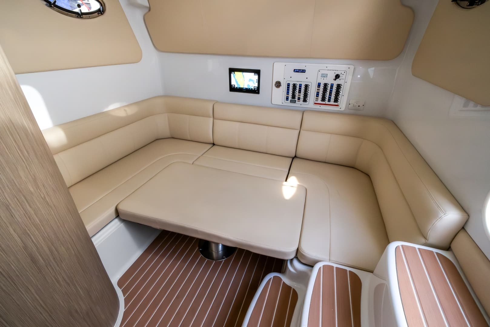 2024 Yellowfin 54 Offshore photo 48