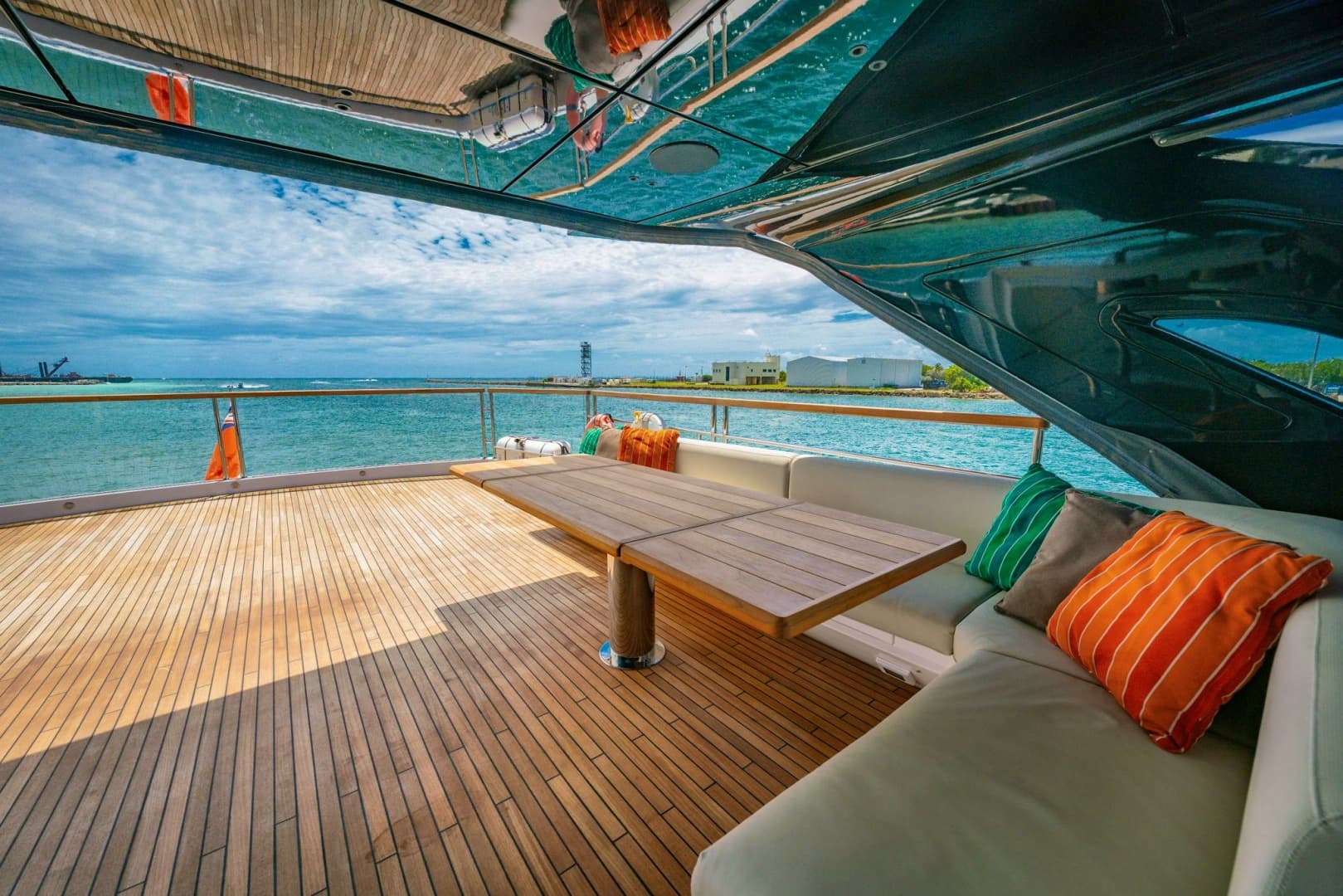 2024 Sunseeker Sunseeker 100 Yacht photo 40