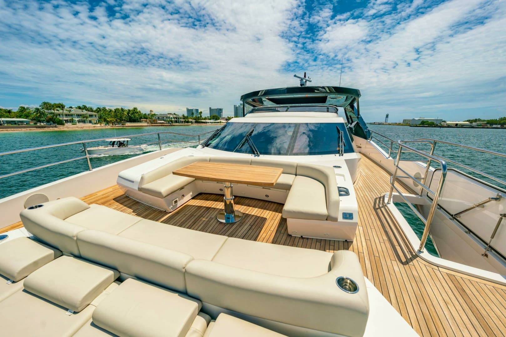 2024 Sunseeker Sunseeker 100 Yacht photo 33
