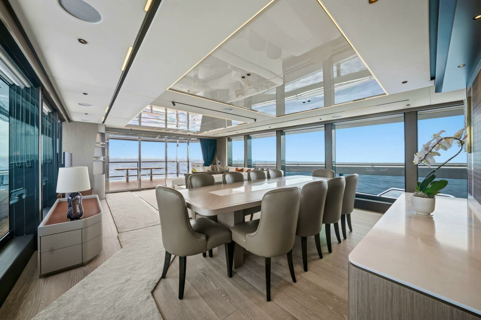 2024 Sunseeker Sunseeker 100 Yacht photo 13