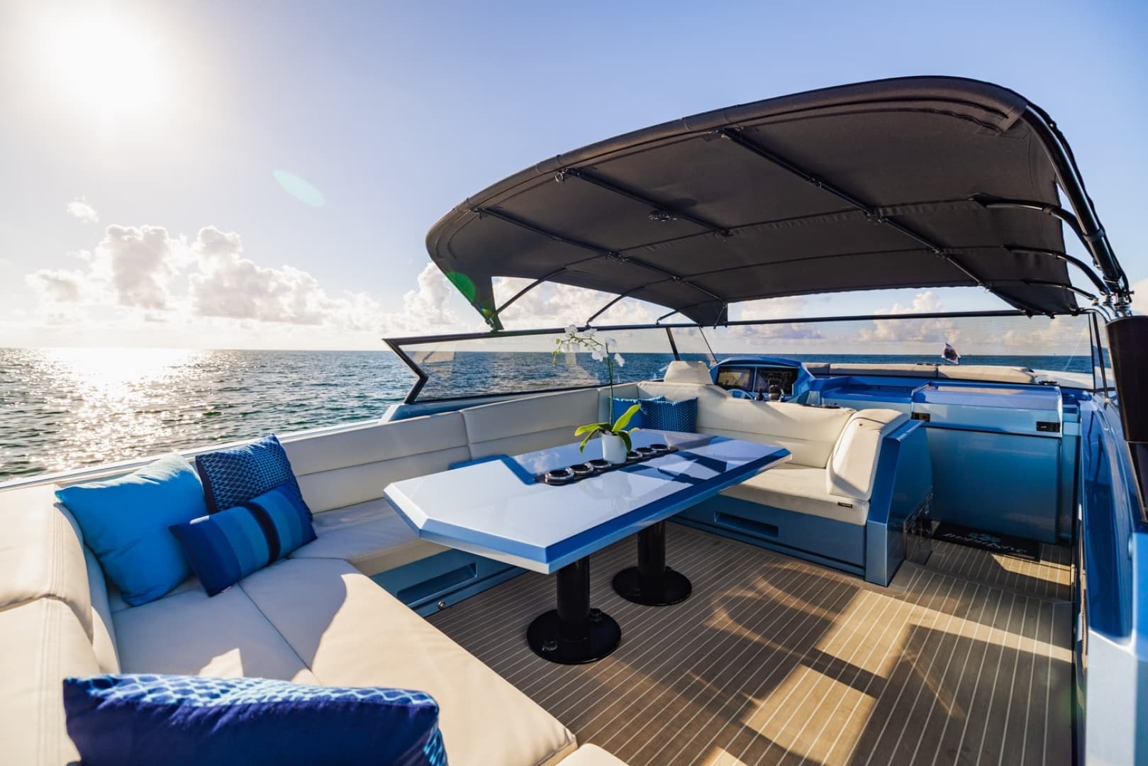 2019 Vanquish Yachts VQ58 photo 27
