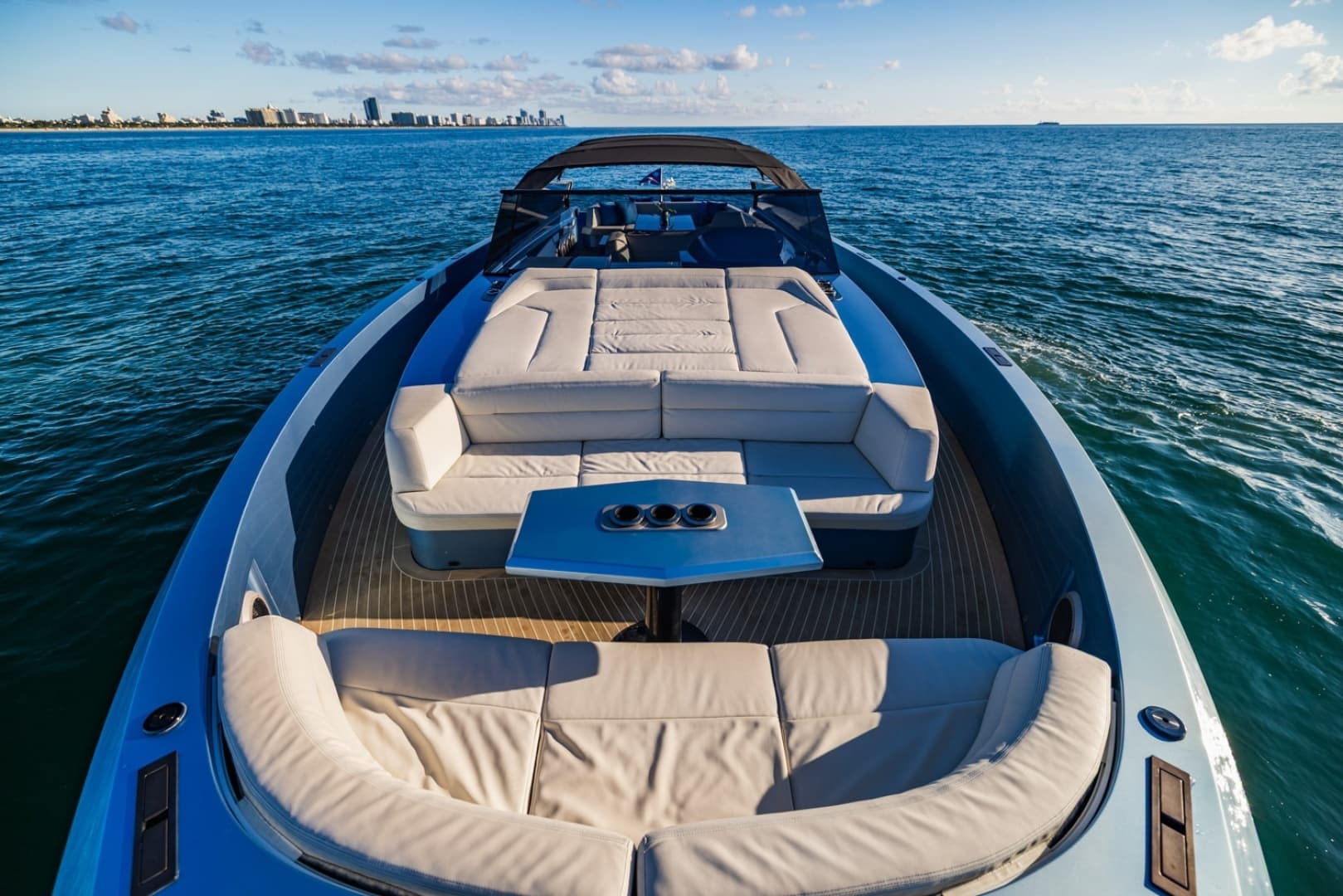 2019 Vanquish Yachts VQ58 photo 10