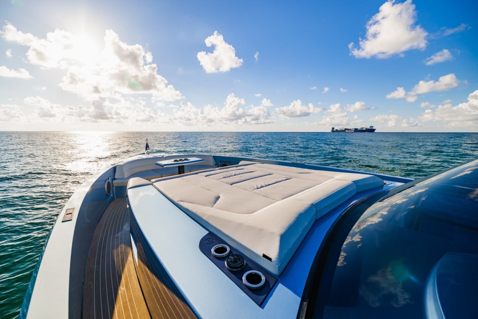 2019 Vanquish Yachts VQ58 photo 11