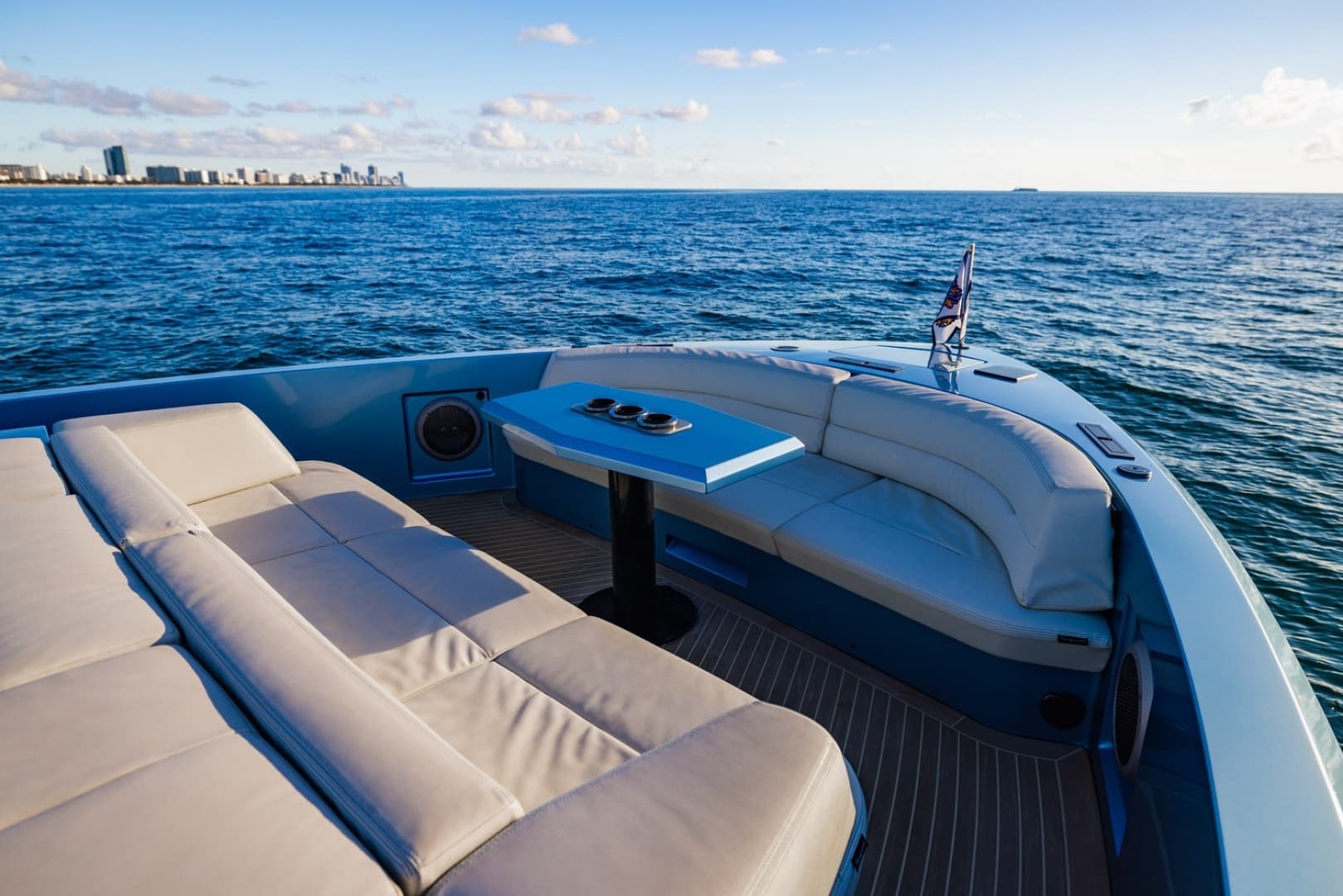 2019 Vanquish Yachts VQ58 photo 5